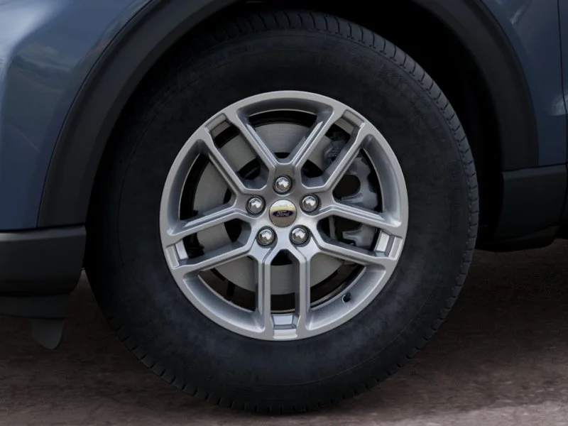 New 2027 Blue Ford 4DR 4WD ACTIVE image 32