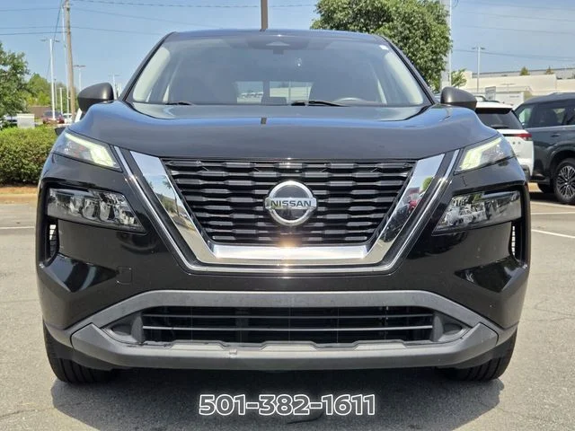 Used 2021 Black Nissan S image 8