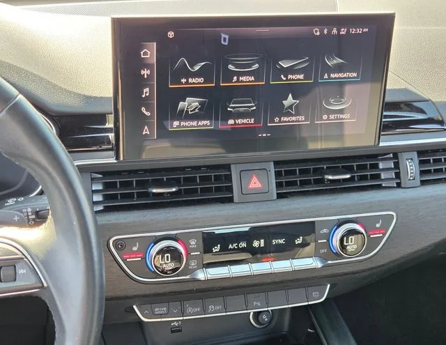 Used 2024  Audi 45 S line Premium Plus image 22