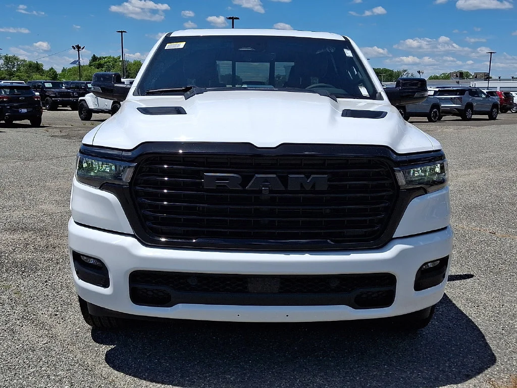 New 2026 Bright White Clear-Coat Exterior Paint RAM Laramie image 2