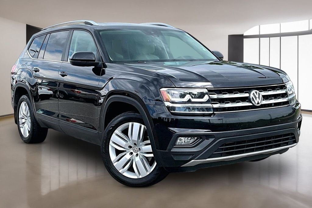 Used 2019 Black Volkswagen 3.6L V6 SE image 11