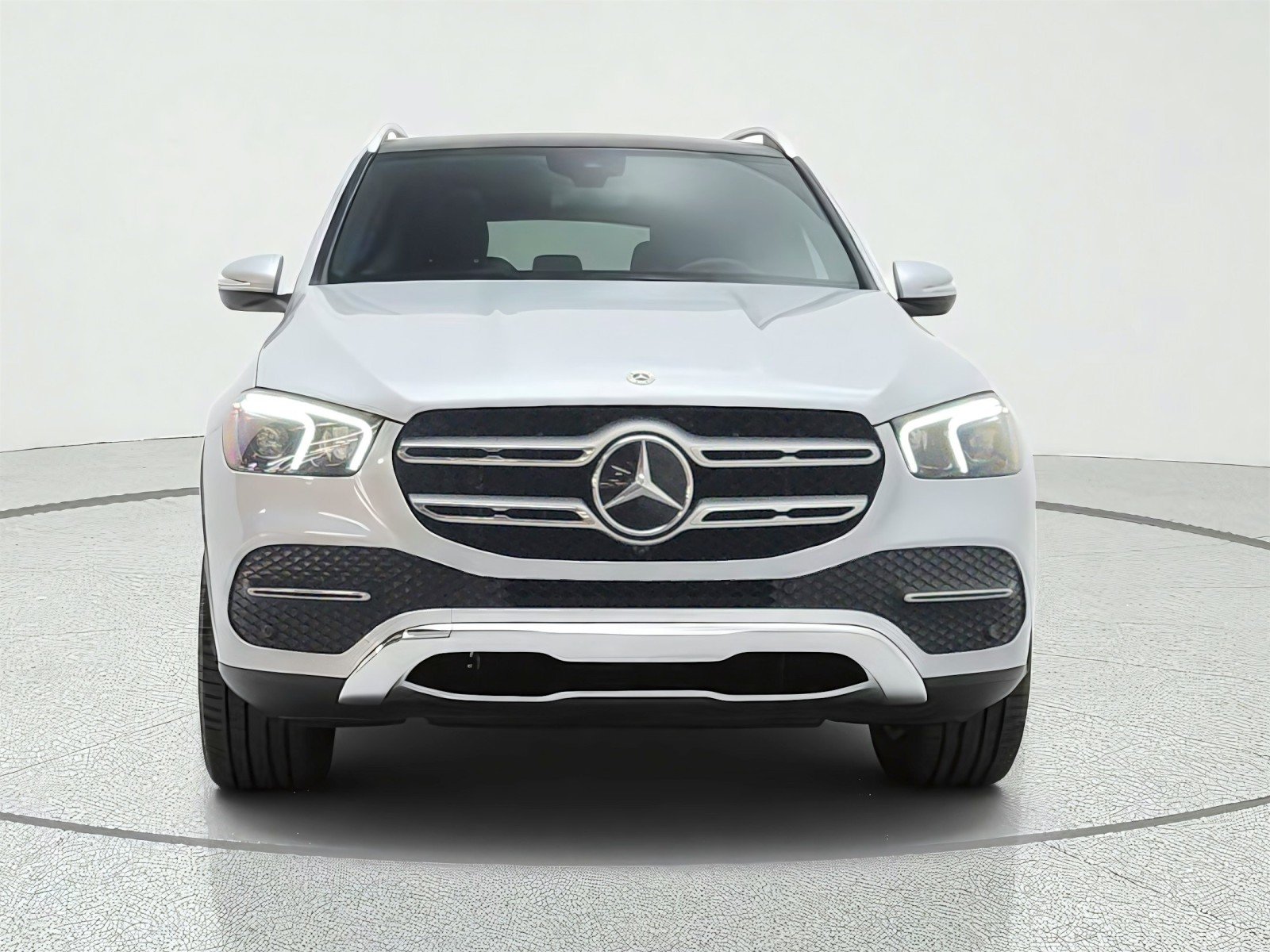 Certified Used 2022 Cirrus Silver Metallic Mercedes-Benz GLE 350 SUV image 2