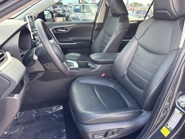 Used 2022 Gray Toyota XLE Premium image 20