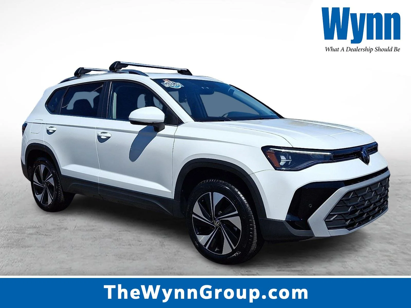 2025 Volkswagen Taos 1.5T SE 4Motion's photo