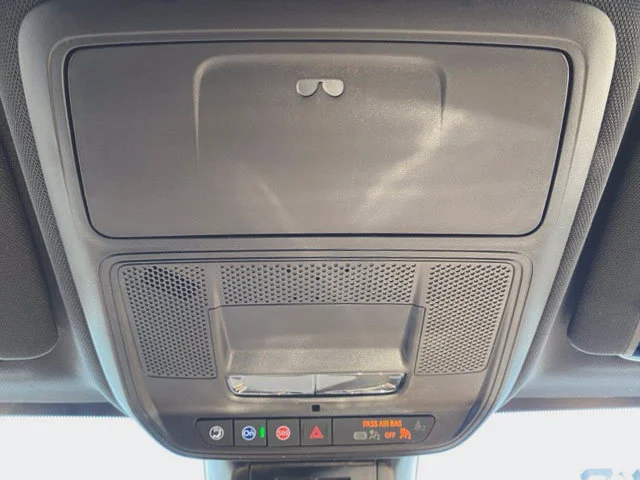 New 2027 Sterling Gray Metallic Chevrolet ACTIV image 25