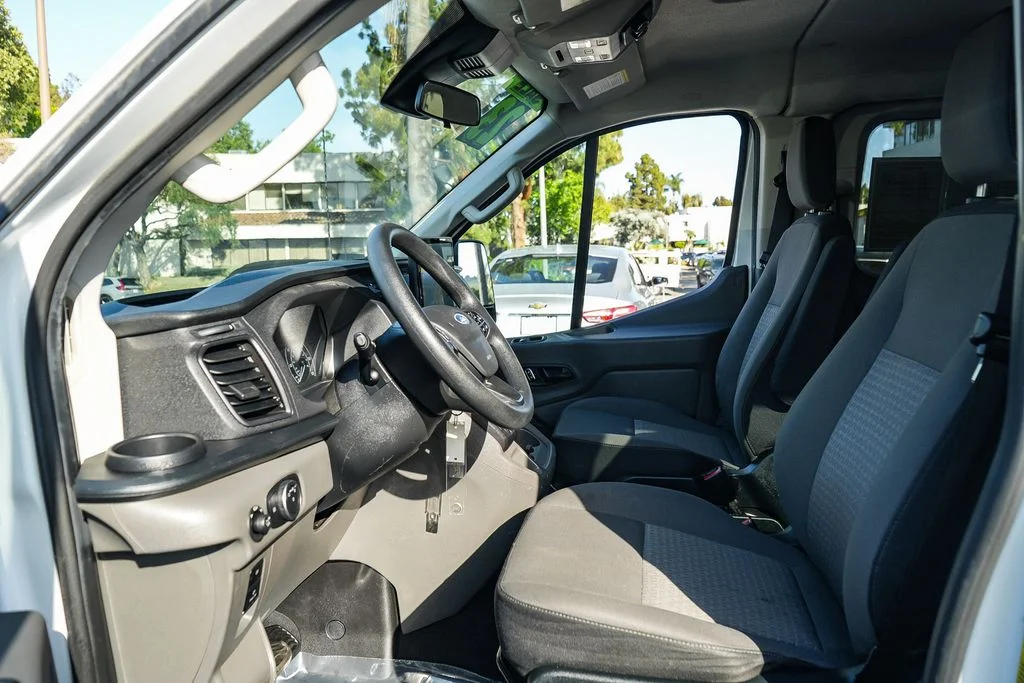 2023 Ford Transit Passenger Van XLT - Photo 18