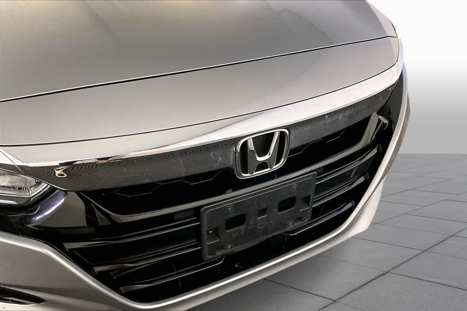 Used 2020 Lunar Silver Metallic Honda EX image 32