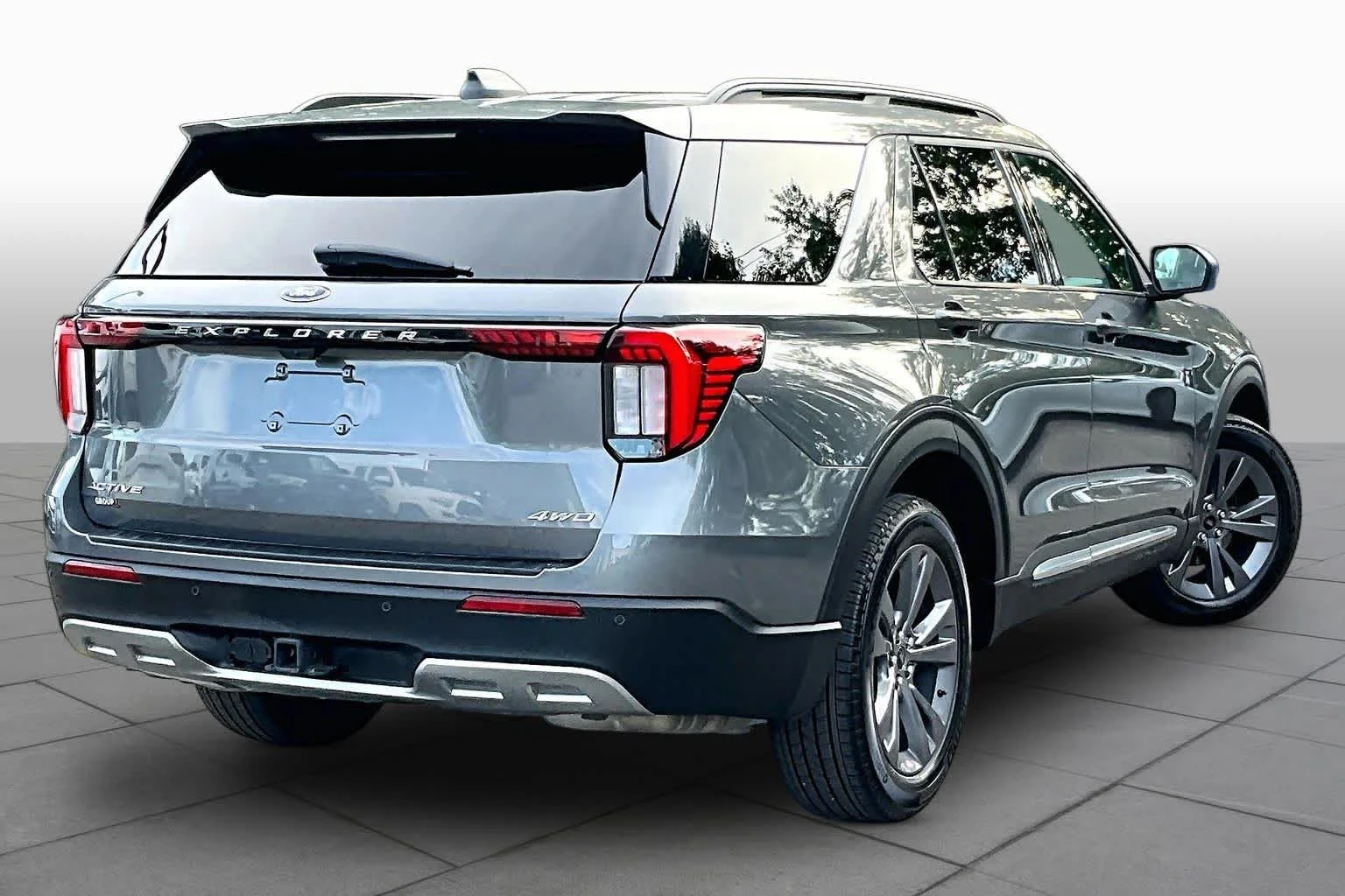 Used 2025 Carbonized Gray Ford Active image 13