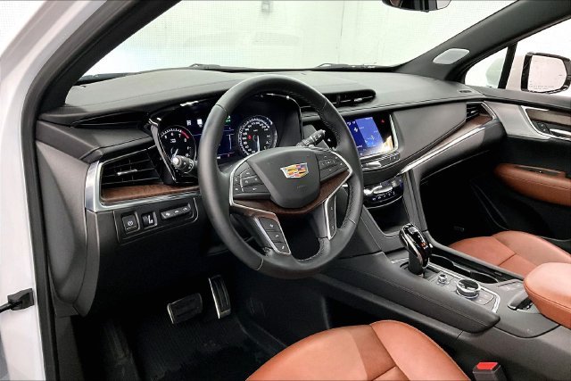 Used 2025 Crystal White Tricoat Cadillac Sport image 16
