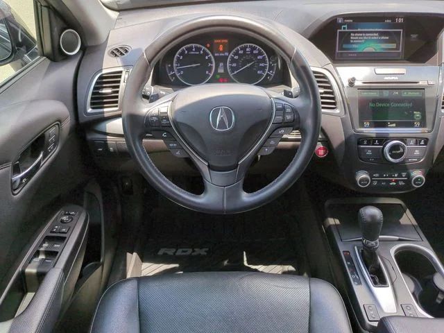 Used 2017  Acura Technology Package image 16
