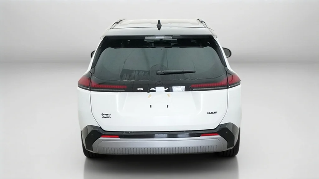 New 2026 Wind Chill Pearl with Midnight Black Metallic roof Toyota XSE image 12