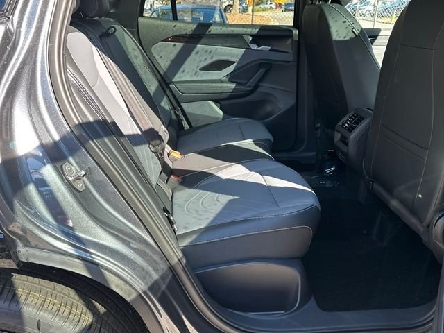 New 2026 Platinum Gray Metallic Volkswagen 2.0T SE R-Line Black image 15