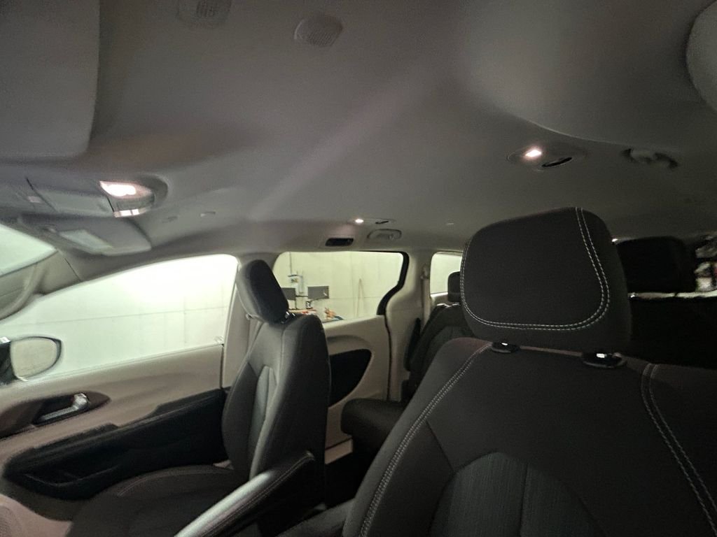 Used 2023 Gray Chrysler LX image 25