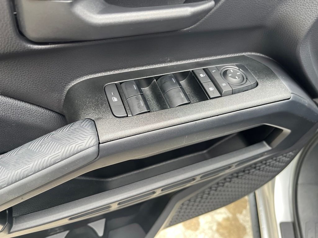 Used 2026  Toyota SR5 image 16