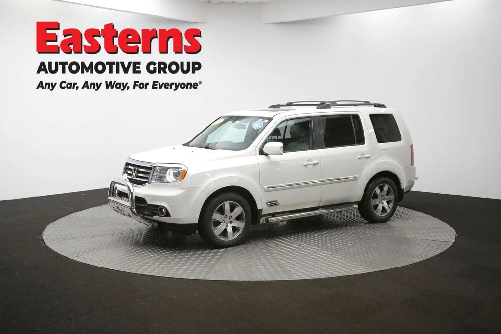 Used 2014 White Honda Touring image 55