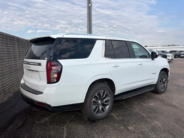Used 2023 SUMMIT WHITE Chevrolet LS image 6