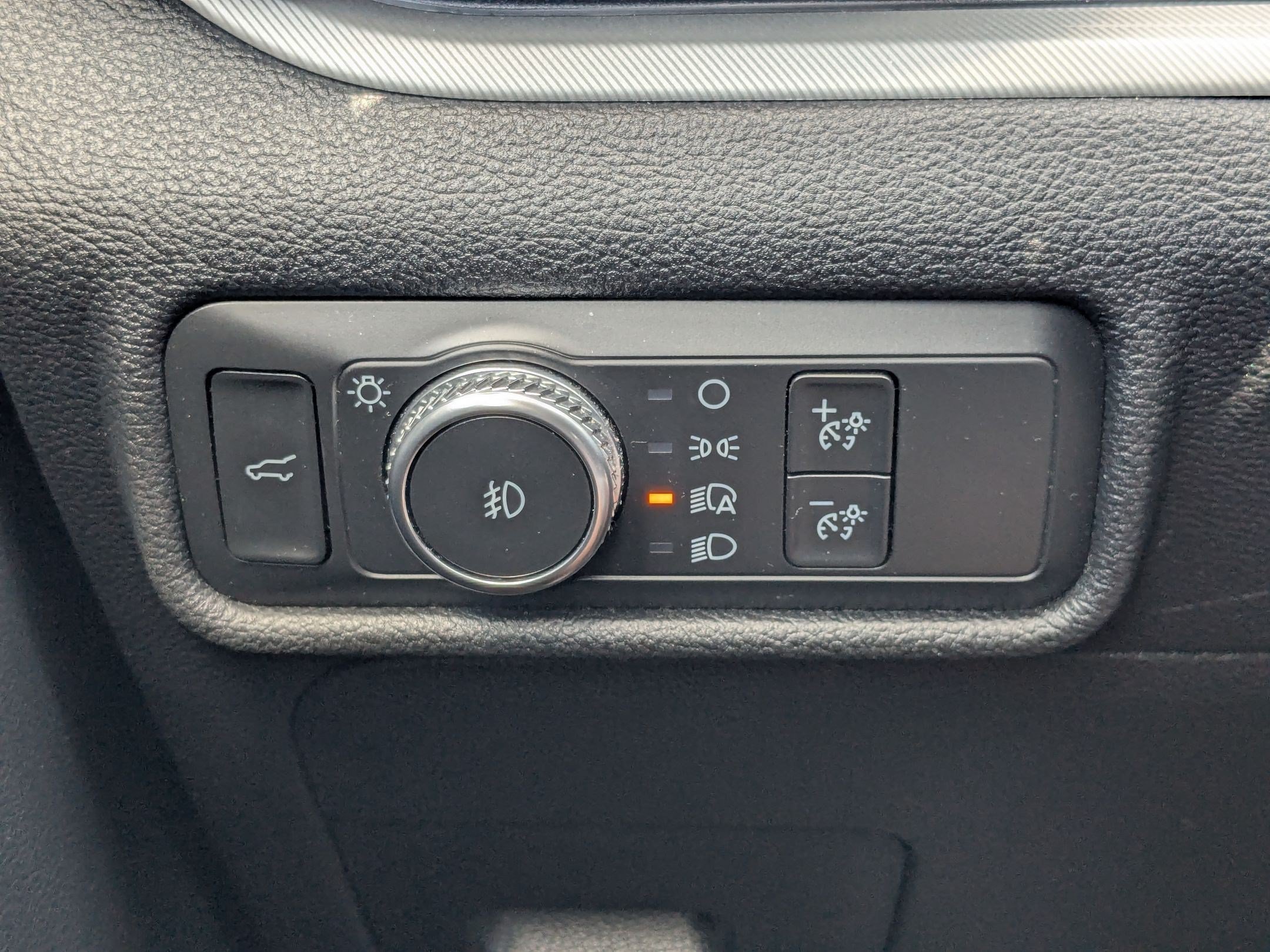Used 2020 Blue Metallic Ford XLT image 17