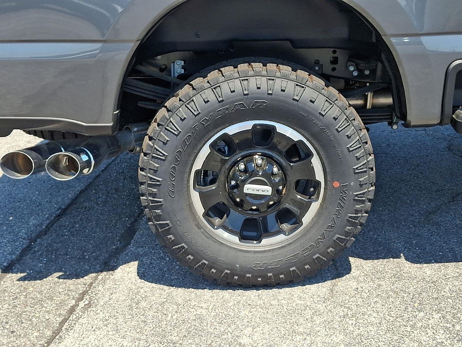 New 2026 Carbonized Gray Metallic Ford F-250® Platinum® image 5