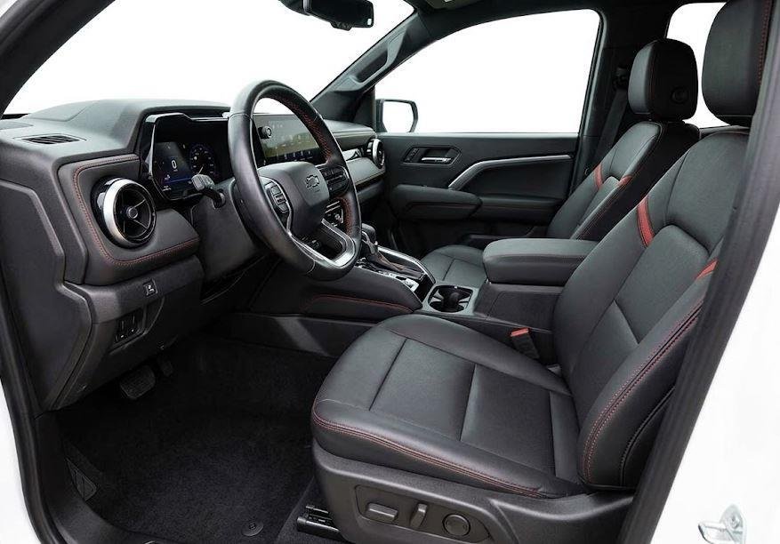 Used 2023 Sterling Gray Metallic Chevrolet 4WD Z71 image 8