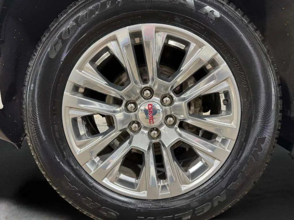 Certified Used 2023 White Frost Tricoat GMC Denali image 35