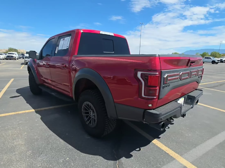 Used 2020 Red Ford Raptor image 5