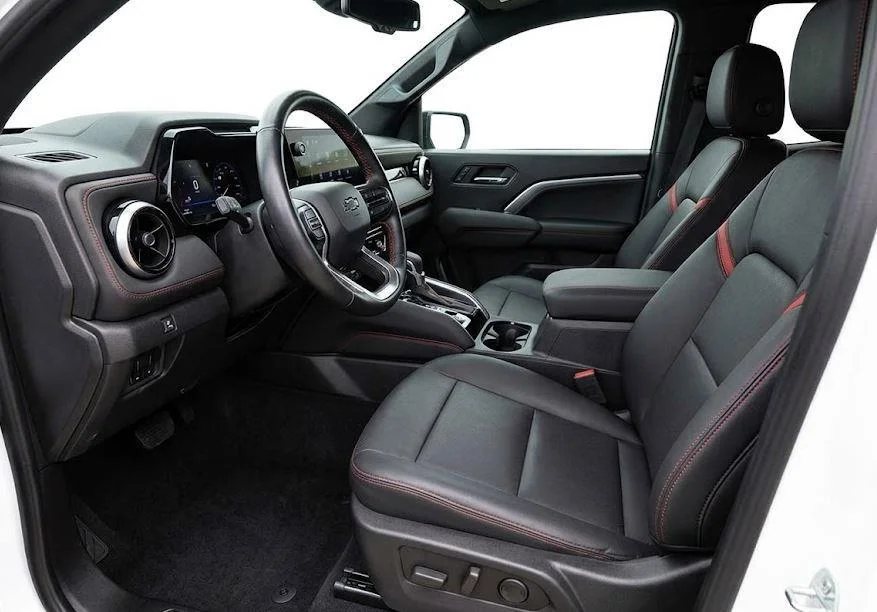 Used 2023 Sterling Gray Metallic Chevrolet 4WD Z71 image 8