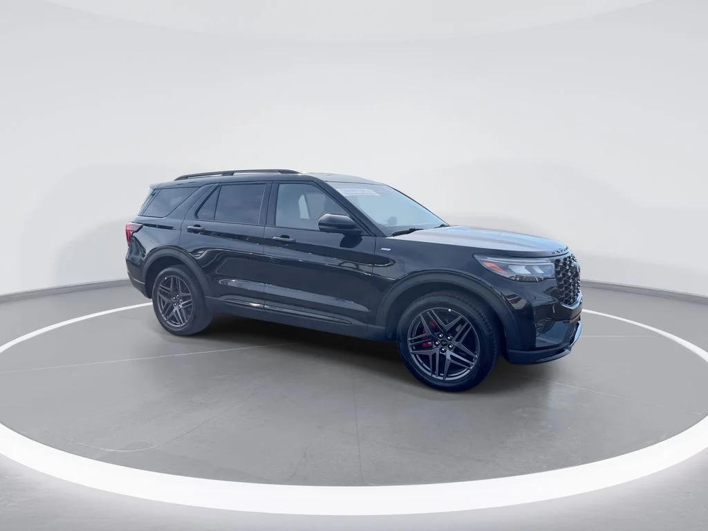 Used 2025 Black Ford ST-Line image 2