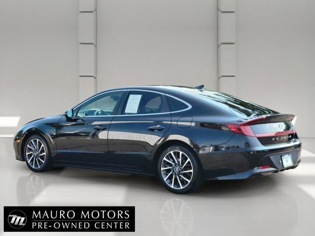 Used 2020 Black Hyundai Limited image 6