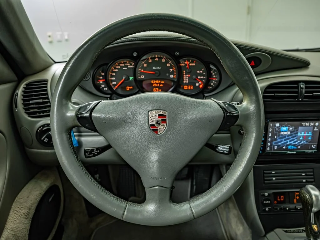 Used 2003 Seal Grey Porsche  image 30