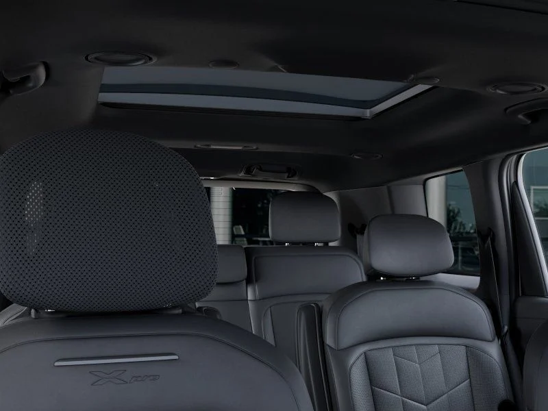 New 2027 Glacial White Pearl Kia X-PRO SX image 29