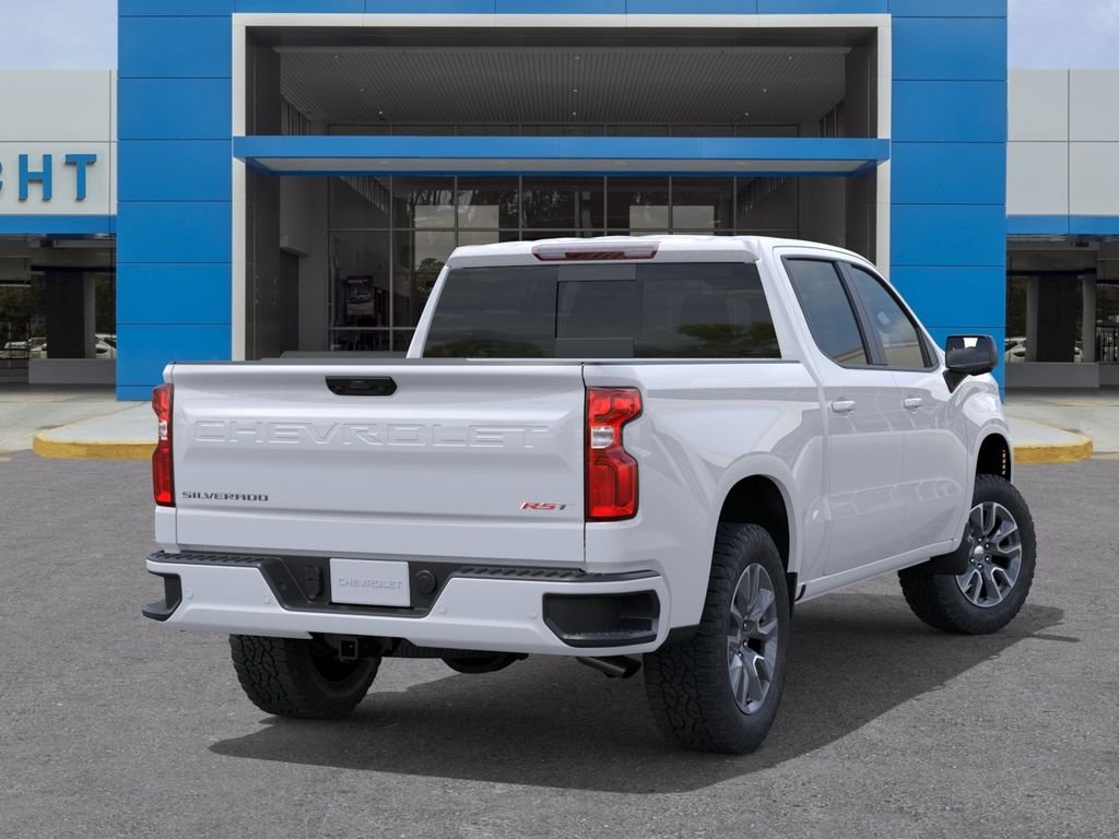 New 2026 Summit White Chevrolet RST image 4