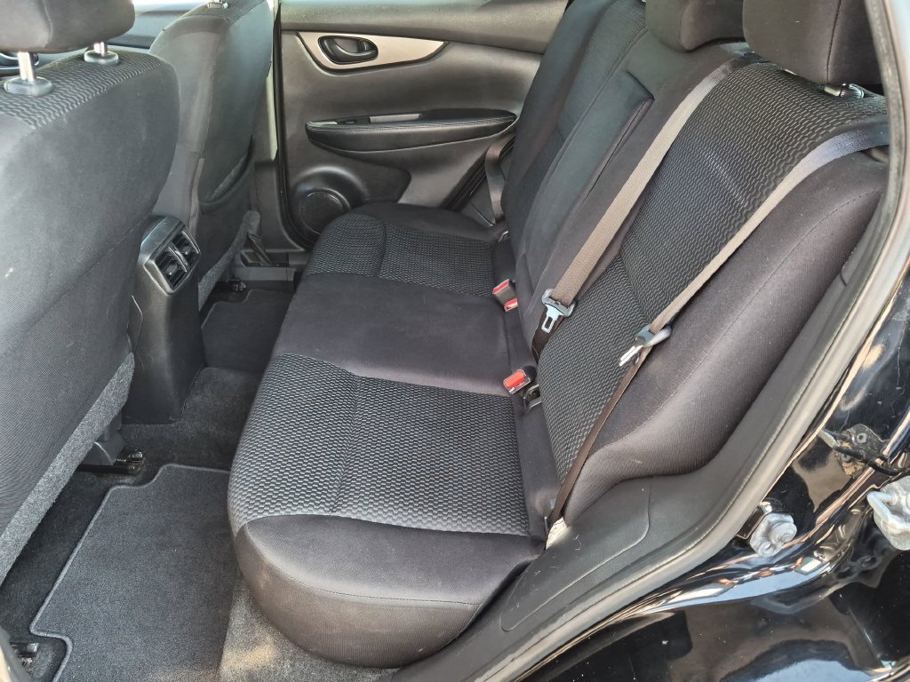 Used 2019 Black Nissan S image 28