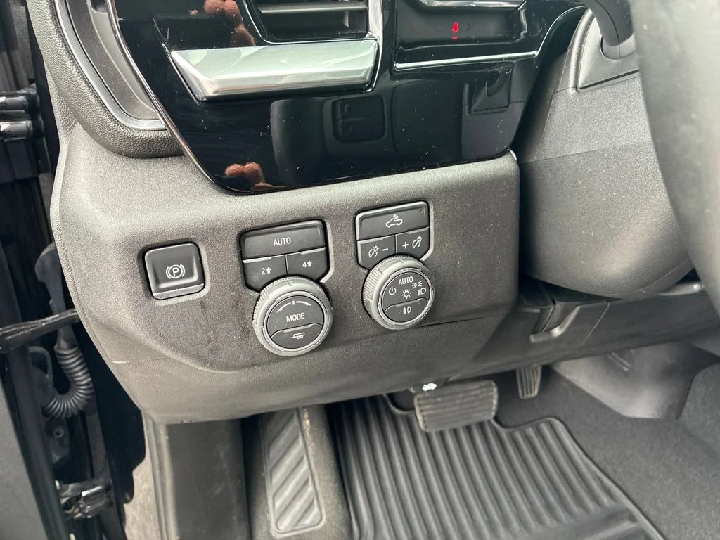 Used 2026 Black Chevrolet RST image 13