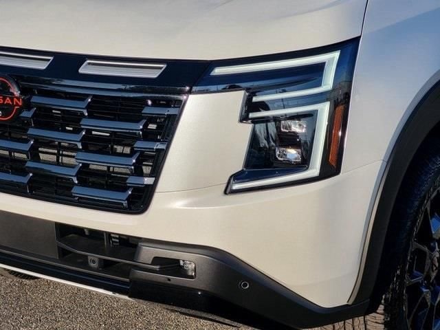 2026 Nissan Armada PRO-4X - Photo 8