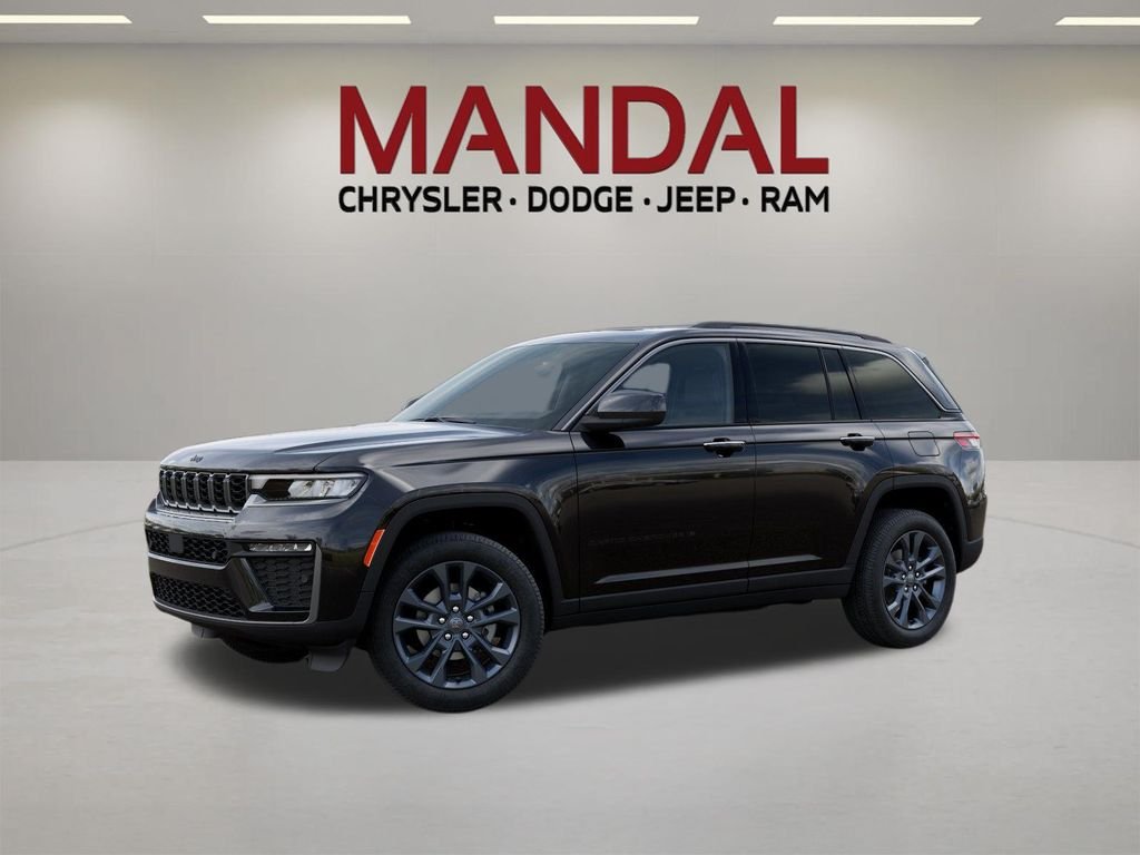 New 2026 Diamond Black Crystal Pearlcoat Jeep Limited image 2