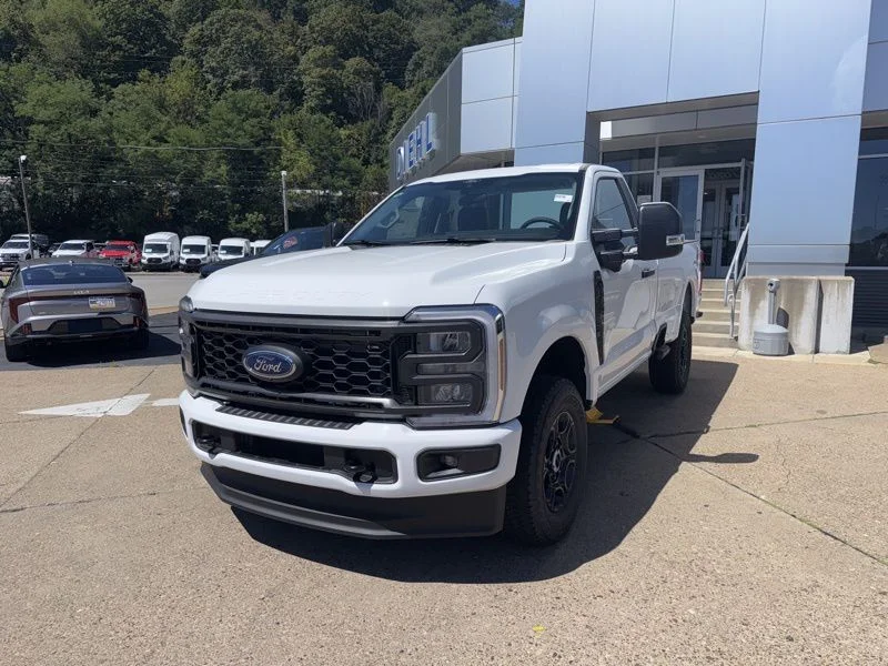 New 2025 White Ford XL image 3