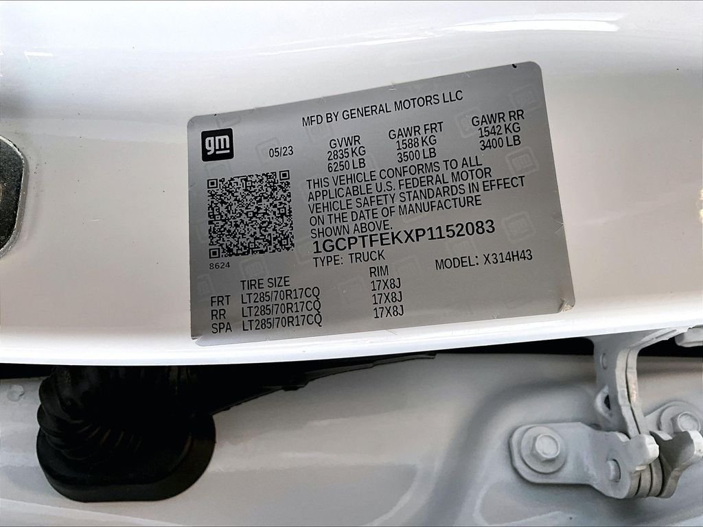 Used 2023 White Chevrolet ZR2 image 35