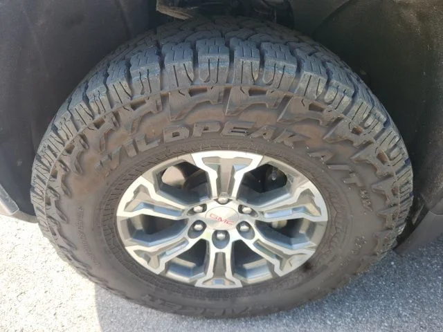 Used 2020 Silver GMC Base image 10