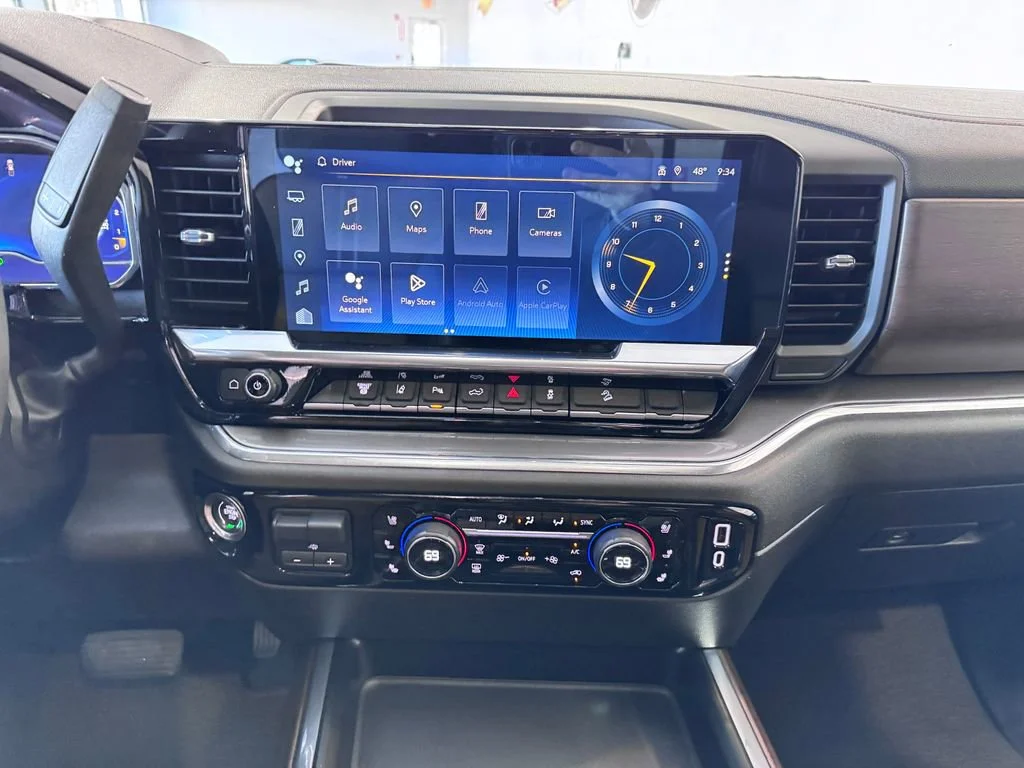 2024 Chevrolet Silverado 3500HD High Country - Photo 18