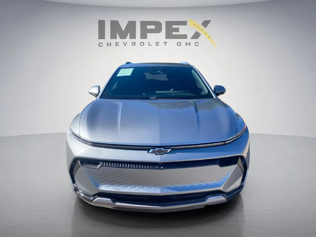 Used 2024 Sterling Gray Metallic Chevrolet 2LT image 8
