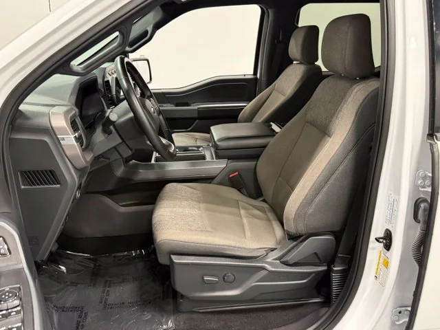 Used 2024 White Ford XLT image 11