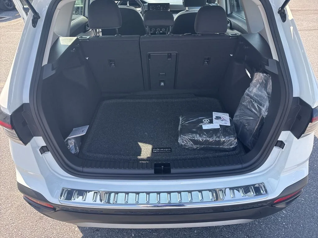 2025 Volkswagen Taos S - Photo 35