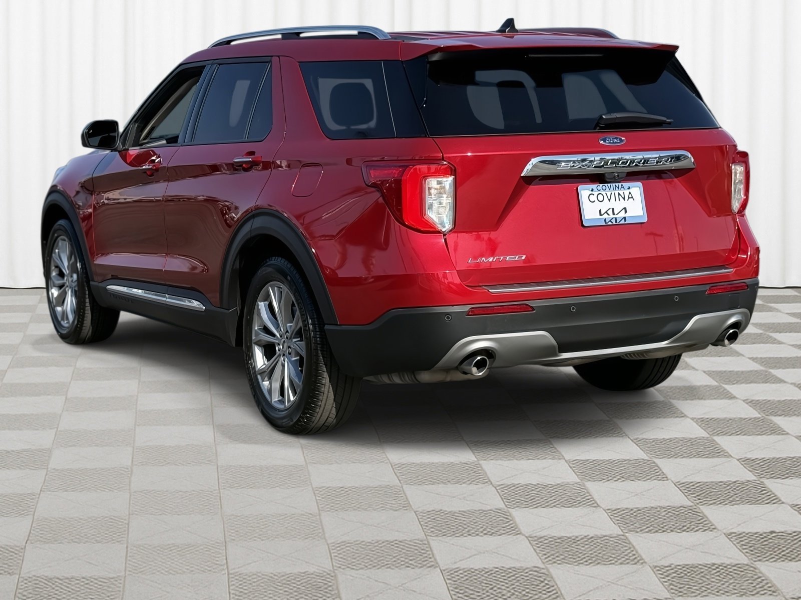Used 2024 Rapid Red Metallic Tinted Clearcoat Ford Limited image 6