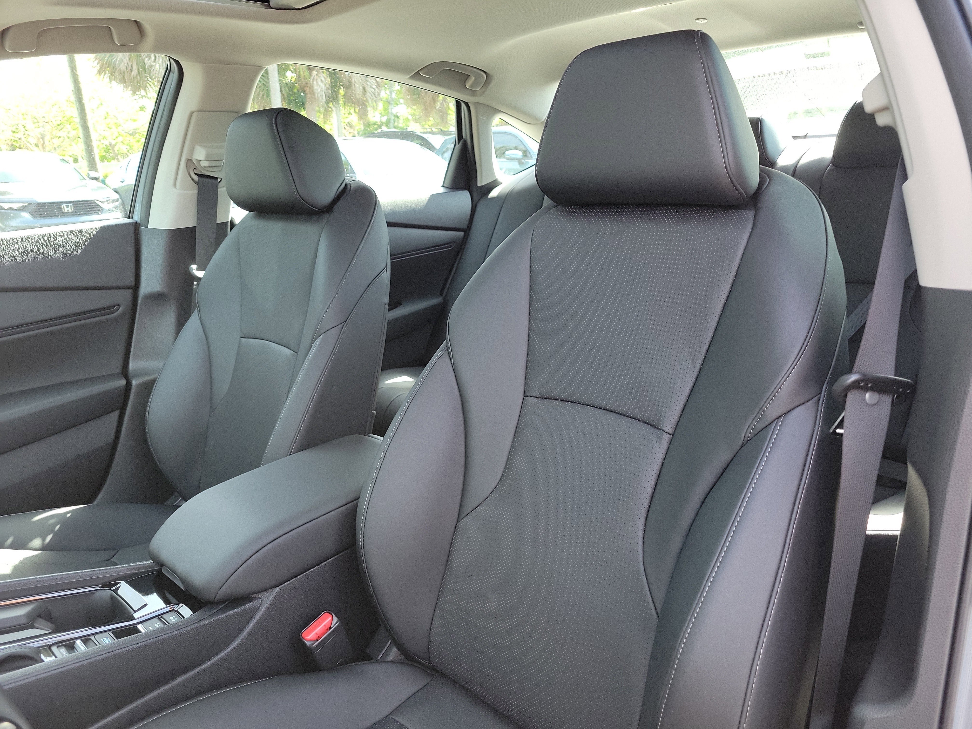 New 2026 Urban Gray Pearl Honda EX-L image 18