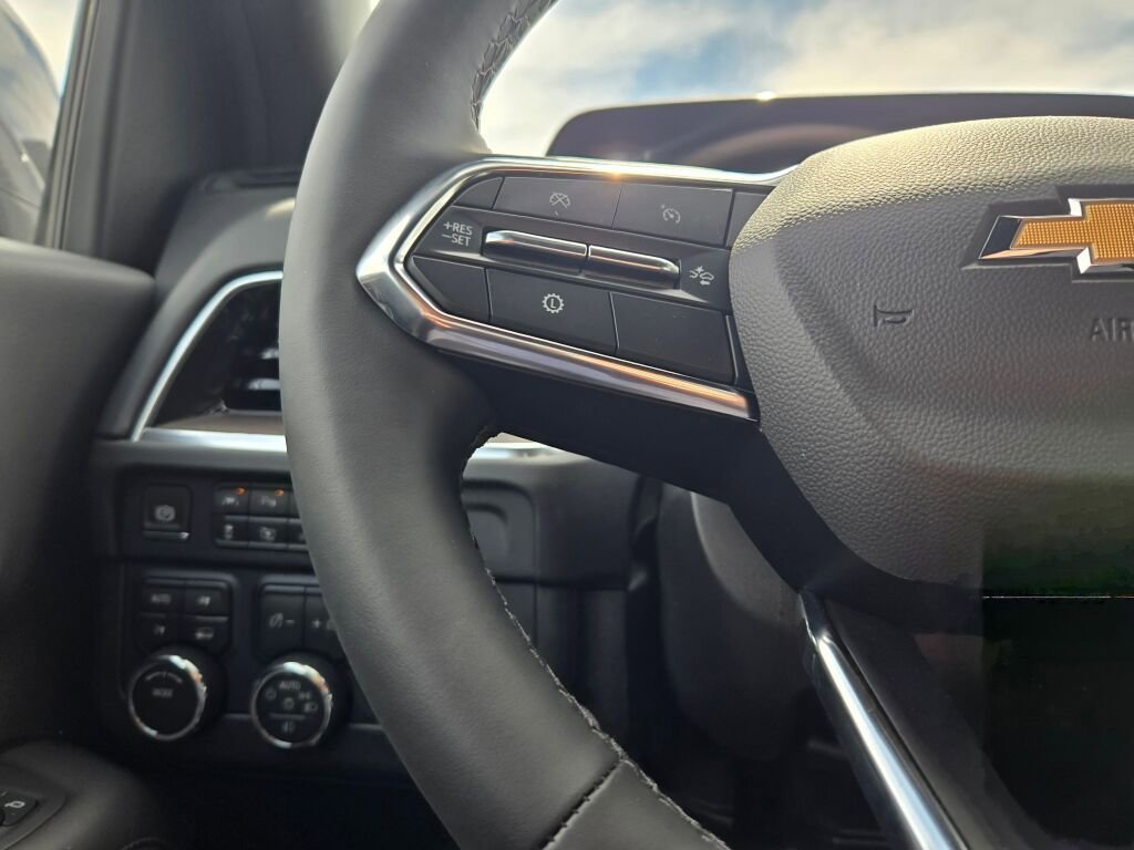 New 2026 Sterling Gray Metallic Chevrolet LT image 32