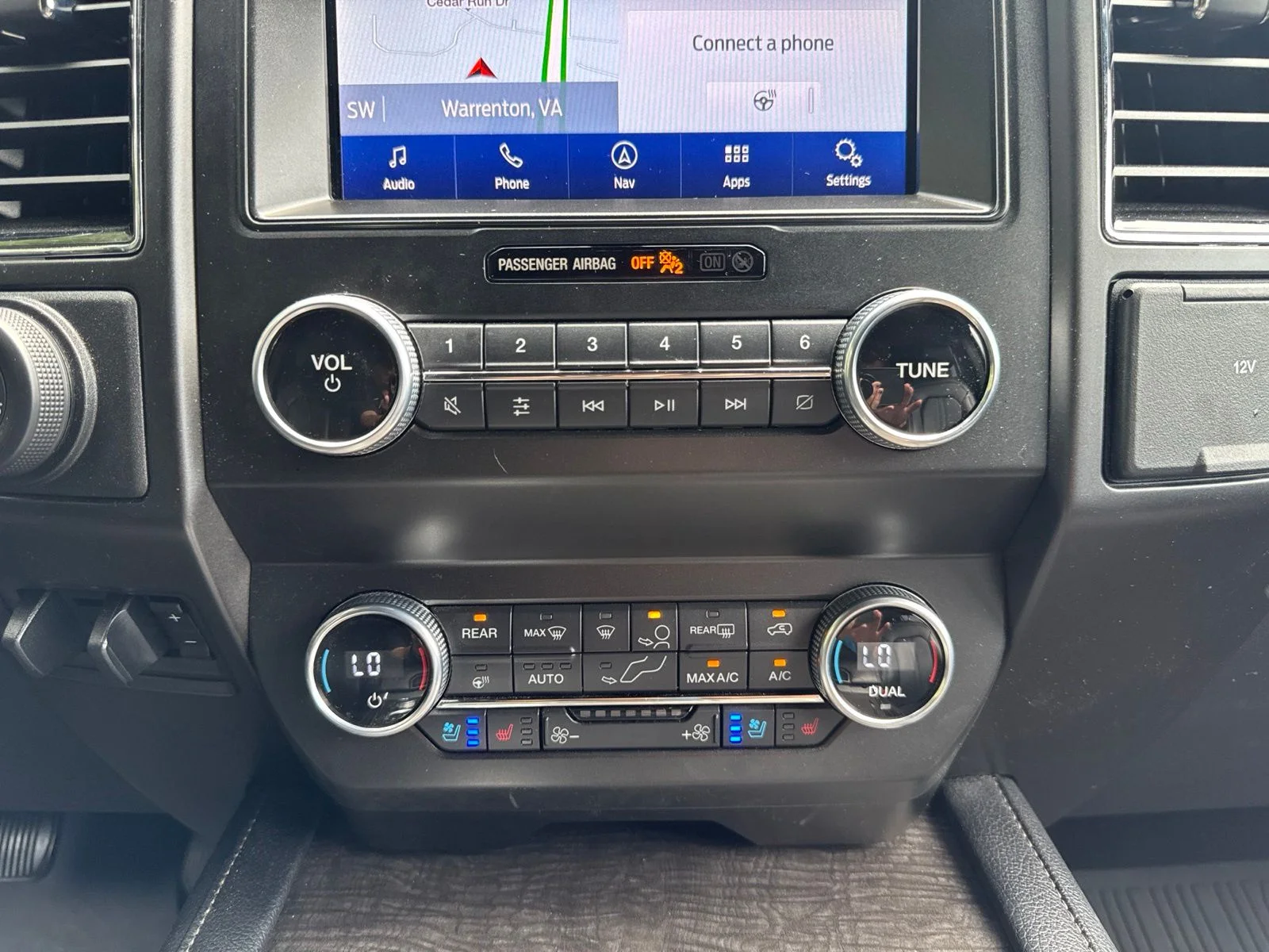 Used 2021 Gray Ford Limited image 32