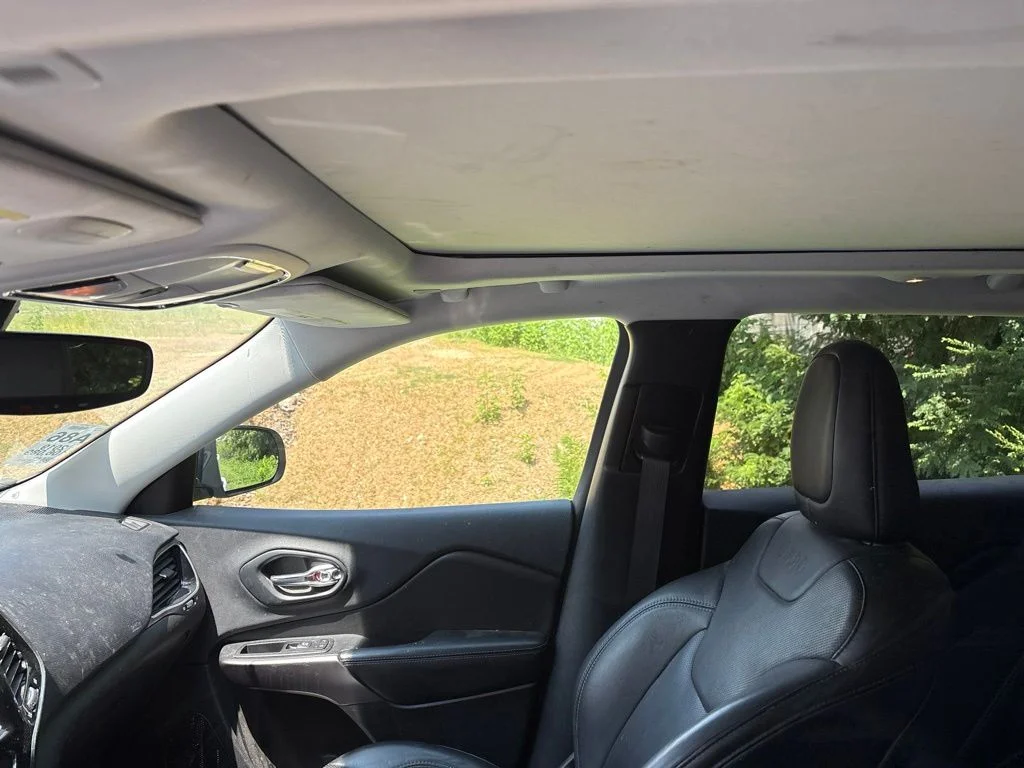 Used 2019 White Jeep Limited image 13