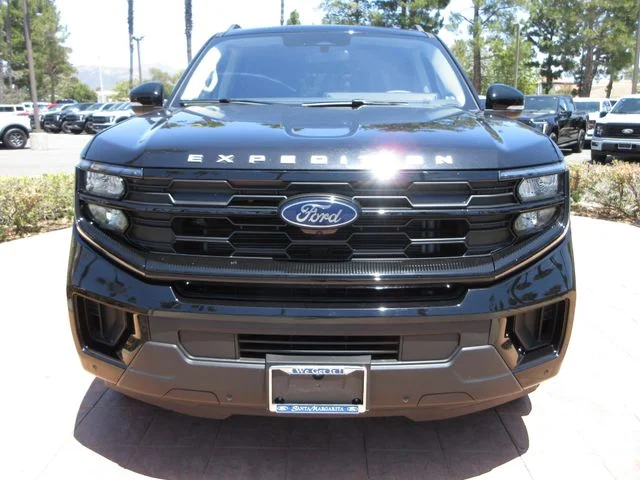 Certified Used 2025 Black Metallic Ford Active image 7