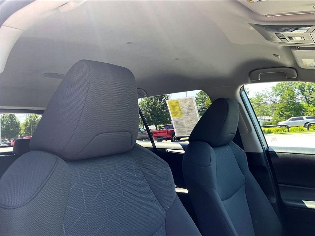 Used 2025 Silver Sky Metallic Toyota XLE image 22