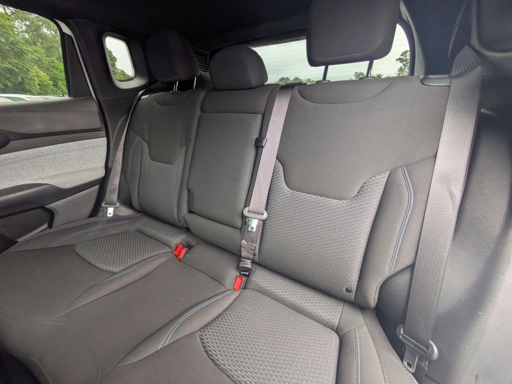 Used 2024 White Jeep Sport image 14